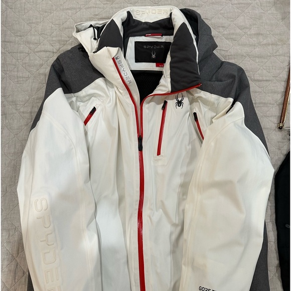 Spyder sky jacket, pants & Bennie - Picture 2 of 12